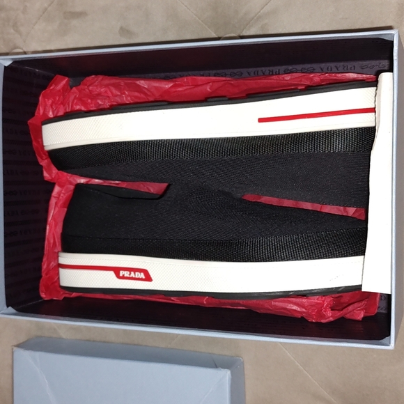Women's Prada slip on size 9.5 - Picture 3 of 10